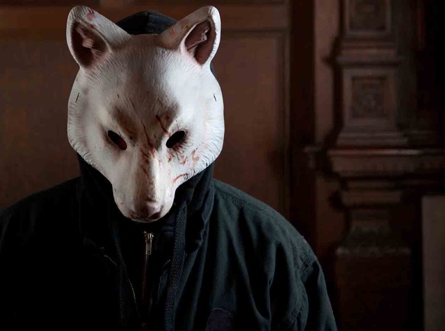 『サプライズ』©2011 SNOOT ENTERTAINMENT, LLC