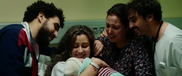 『助産師たちの夜が明ける』