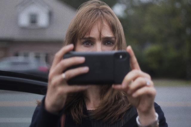 『メイ・ディセンバー ゆれる真実』©2023. May December 2022 Investors LLC, ALL Rights Reserved.