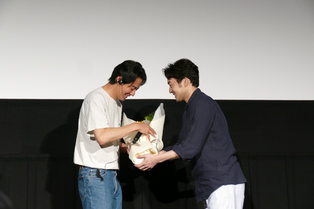 チョ・インソン、大谷亮平／『密輸 1970』公開記念舞台挨拶