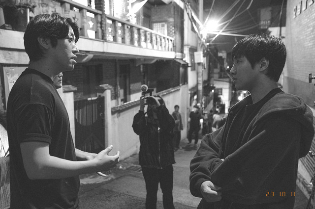 メイキング『このろくでもない世界で』© 2023 PLUS M ENTERTAINMENT, SANAI PICTURES, HiSTORY ALL RIGHTS RESERVED.