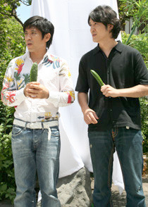 みんなキュウリなのに、なぜかゴリだけ…