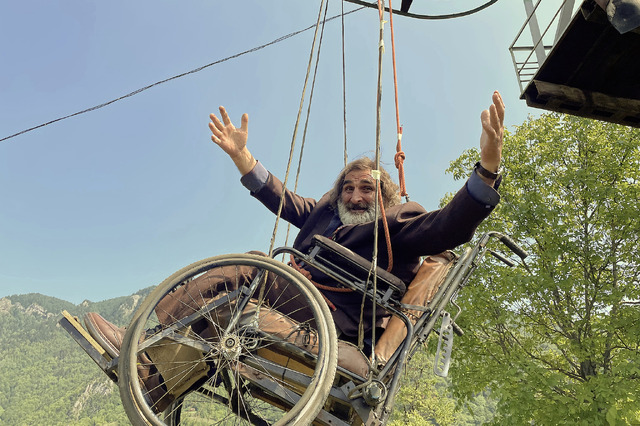 『ゴンドラ』©VEIT HELMER-FILMPRODUKTION,BERLIN AND NATURA FILM,TBILISI