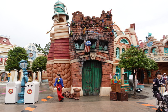 びしょ濡れになって楽しめるパークの夏は、まだまだ終わらない！今年は9月18日（水）までの長期開催