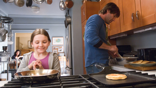 『幸せのレシピ』-(C) 2007 Warner Bros. Entertainment Inc - U.S., Canada, Bahamas & Bermuda.  (C) 2007 Village Roadshow Films (BVI) Limited - All Other Territories. 