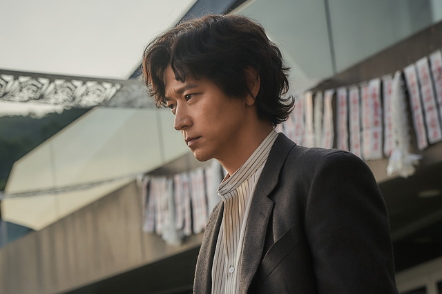 『憑依』© 2023 CJ ENM Co., Ltd., FILMMAKERS R&K ALL RIGHTS RESERVED