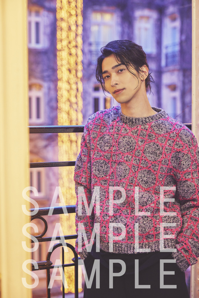 セブンネット限定版「横浜流星2025年カレンダー」（C）KADOKAWA