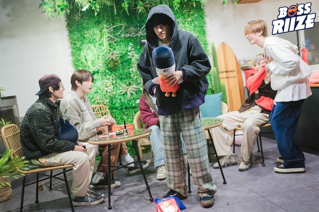 「BOSS RIIZE」＃7・8　(C) 2024 STUDIO X+U, SM ENTERTAINMENT CO.,LTD. All Rights Reserved