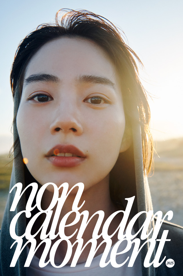 壁掛け：のんカレンダー2025 “Moment” 壁掛カレンダー