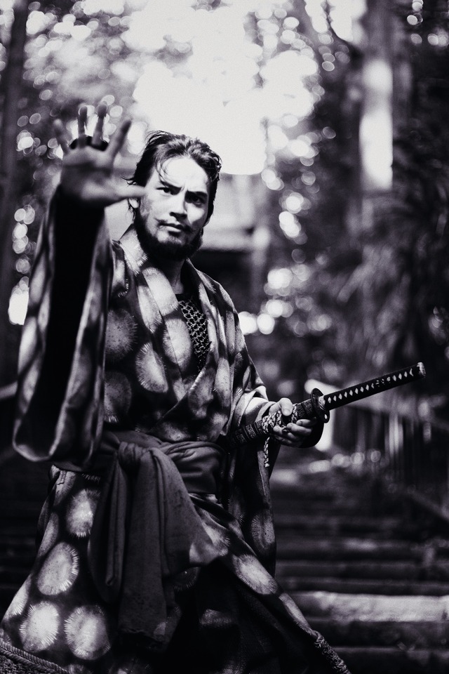 水上恒司『八犬伝』オフショット(C)2024 『八犬伝』FILM PARTNERS.