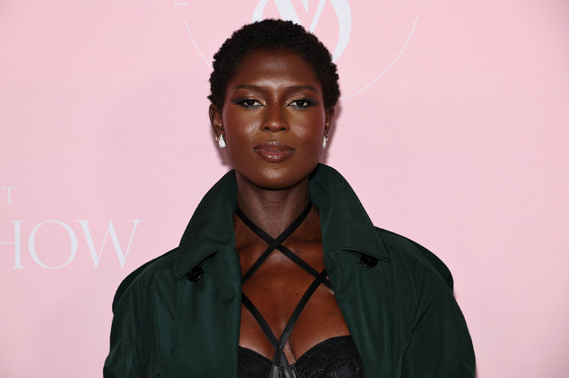 ジョディ・ターナー＝スミス Photo by Jamie McCarthy/Getty Images for Victoria's Secret