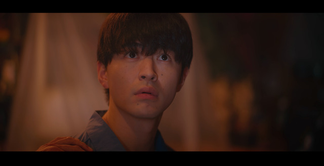 ケイスケサカモト「ルリモハリモ」ミュージックビデオ（C）AbemaTV,Inc.