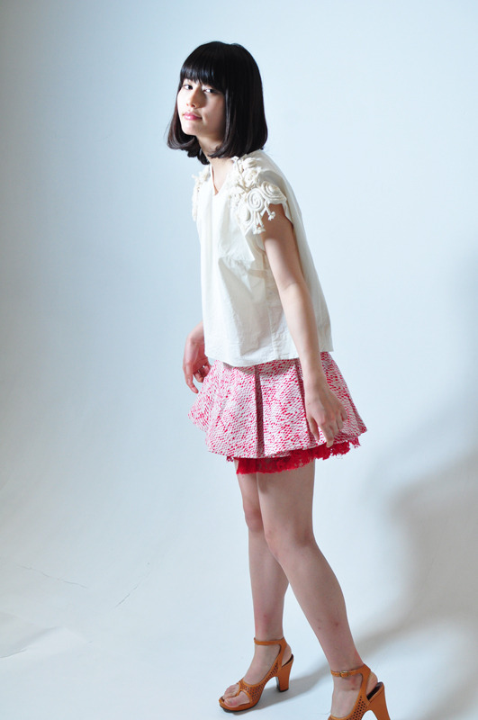 橋本愛『くちづけ』／Photo：Naoki Kurozu