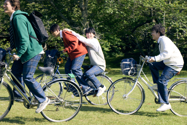 『僕らは人生で一回だけ魔法が使える』©2025 映画「僕らは人生で一回だけ魔法が使える」製作委員会