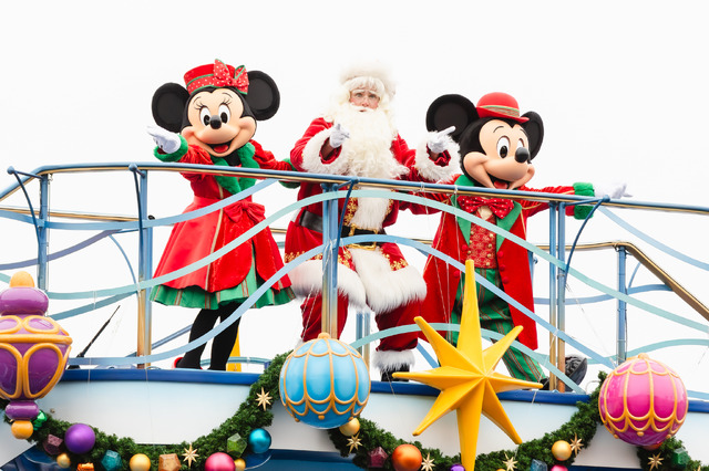 サンタクロースとホリデーをお祝い！TDS「ディズニー・クリスマス・グリーティング」