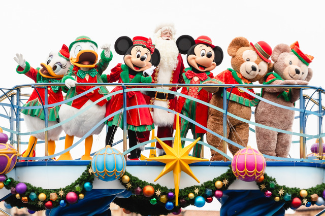 サンタクロースとホリデーをお祝い！TDS「ディズニー・クリスマス・グリーティング」
