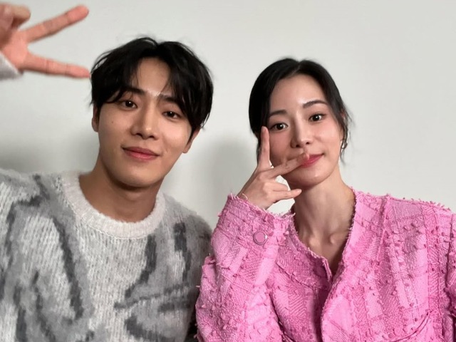 兵役中の彼氏も嫉妬寸前!?女優イム・ジヨン、年下俳優との2SHOT公開！9歳差とは思えないビジュアル【PHOTO】