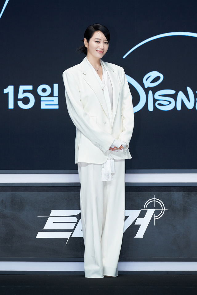 「トリガー ニュースの裏側」© 2025 Disney and its related entities