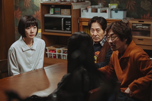 「家族計画」©2024 Coupang Play All Rights Reserved