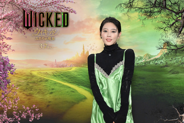 高畑充希（エルファバ役）『ウィキッド ふたりの魔女』© Universal Studios. All Rights Reserved.