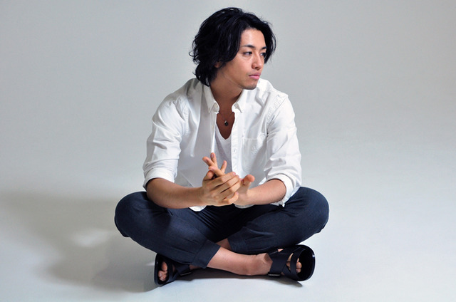 ドラマ「最上のプロポーズ」斎藤工／Photo：Naoki Kurozu