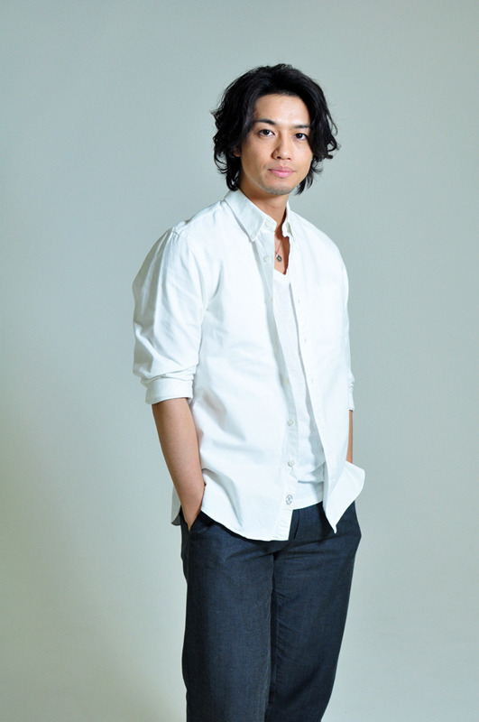 ドラマ「最上のプロポーズ」斎藤工／Photo：Naoki Kurozu