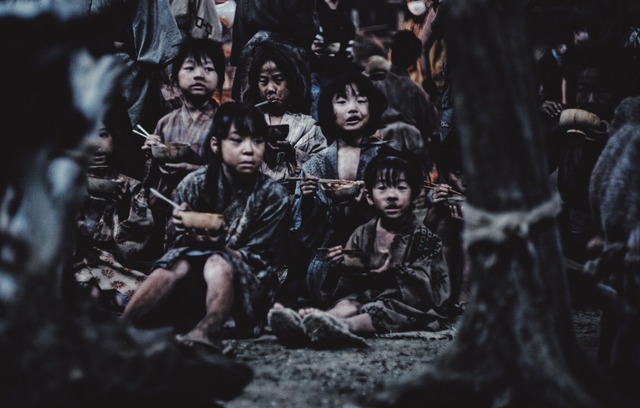 『室町無頼』オフショット　©2025『室町無頼』製作委員会