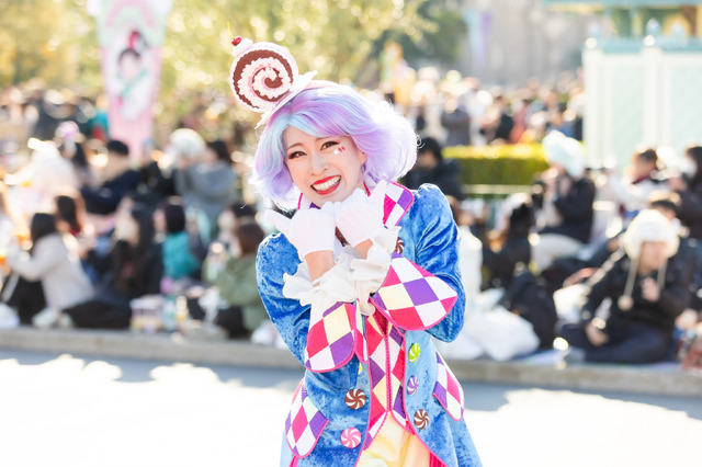 東京ディズニーランド、「イッツ・ア・スウィーツフルタイム！」がかわいすぎ！お菓子がコンセプトの期間限定パレード