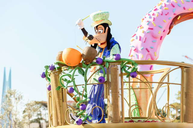 東京ディズニーランド、「イッツ・ア・スウィーツフルタイム！」がかわいすぎ！お菓子がコンセプトの期間限定パレード