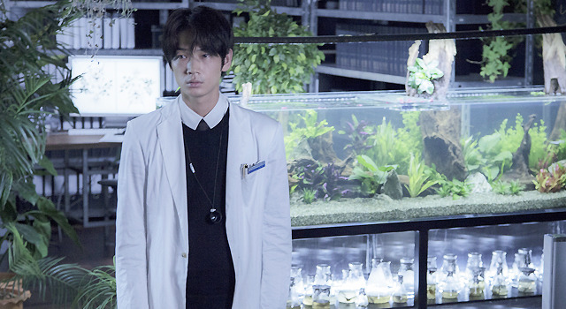 綾野剛／『シャニダールの花』 -(C) 2012「シャニダールの花」製作委員会