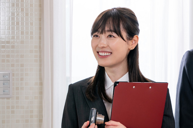 「正直不動産」©大谷アキラ・夏原武・水野光博／小学館