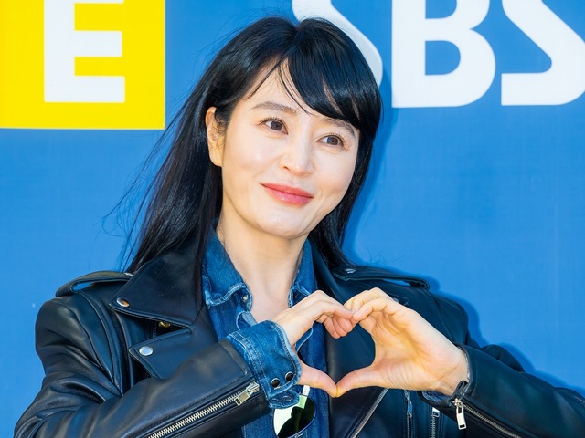 キム・ヘスの掌握力に視聴者驚愕、『トリガー ニュースの裏側』が人生ドラマと呼ばれる理由