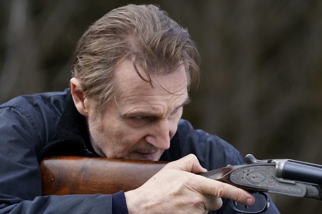 『プロフェッショナル』© FEGLOBAL LLC ALL RIGHTS RESERVED