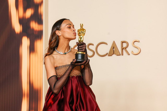 ゾーイ・サルダナ Jason Armond / Los Angeles Times via Getty Images