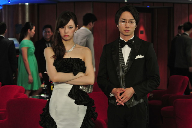 『映画 謎解きはディナーのあとで』(C)2013　東川篤哉・小学館／『謎解きはディナーのあとで』製作委員会