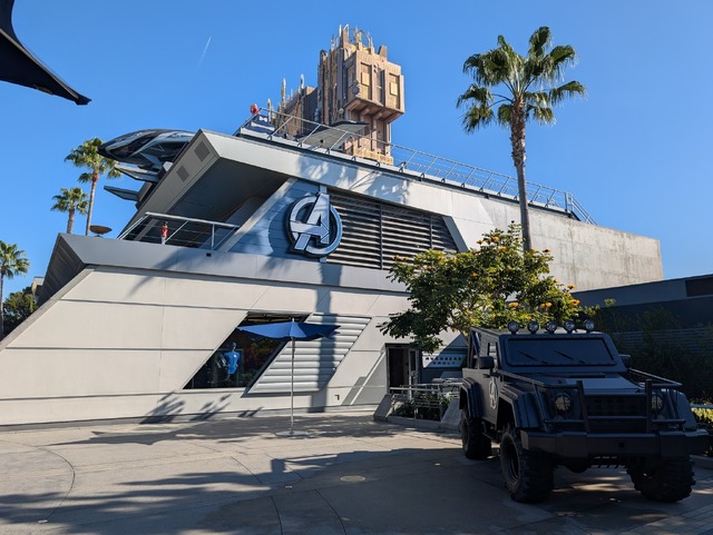 新アトラクションを建設中のアベンジャーズ・キャンパス（2024年12月　編集部撮影）