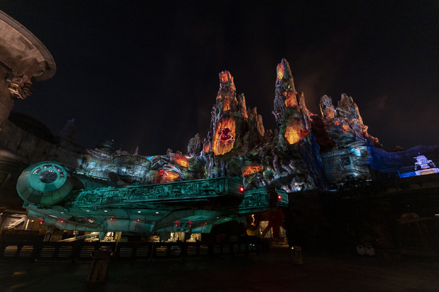 新ナイトショー「シャドウ・オブ・メモリー：スカイウォーカー・サーガ」