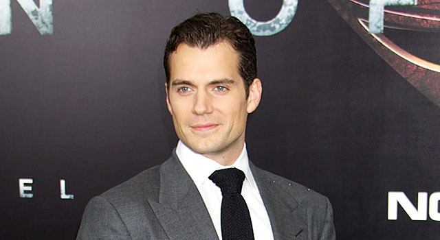 新スーパーマンを演じるヘンリー・カヴィル