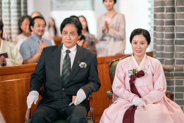 Netflixシリーズ「おつかれさま」独占配信中