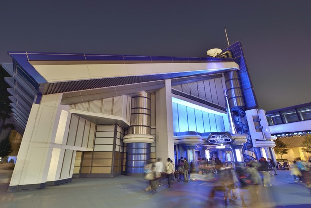 期間限定「スター・ツアーズ」スぺシャルバージョンが始動！新たなキャラクターと惑星に大興奮