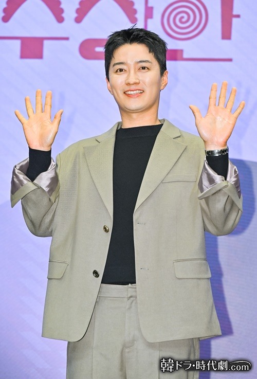 イン・ギョジン