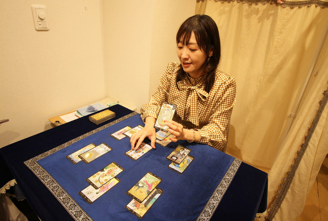 逢愛ミリサ先生