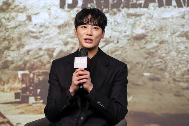 イ・ジュニョン Photo by Han Myung-Gu/WireImage