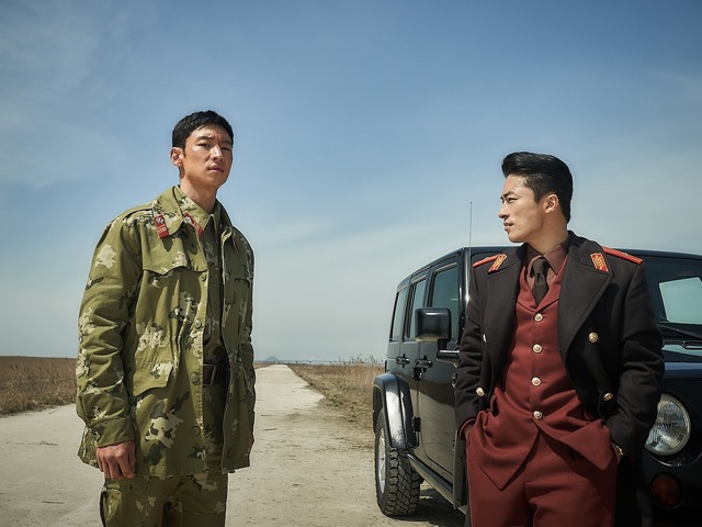 イ・ジェフンが命がけで走る！止まったら即死亡…！映画『脱走』6月20日より全国ロードショー