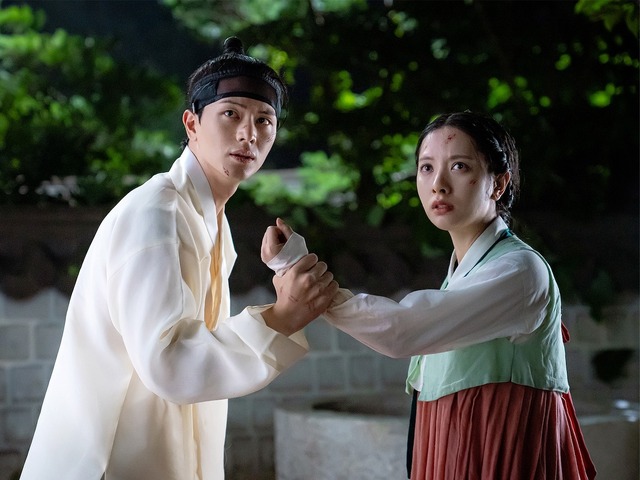 16年来の“親友ケミ”がすごい！時代劇『鬼宮』が視聴率＆話題性ともに絶好調！