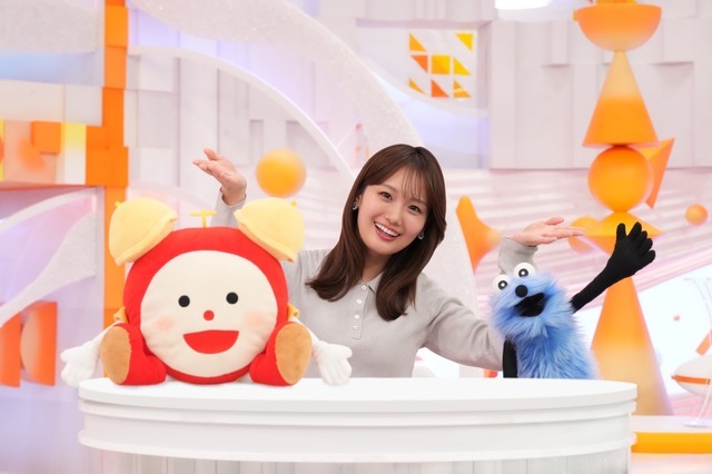 左から）めざましくん、井上清華（フジテレビアナウンサー）、スンスン（C）PUPPET SUNSUNPS committee