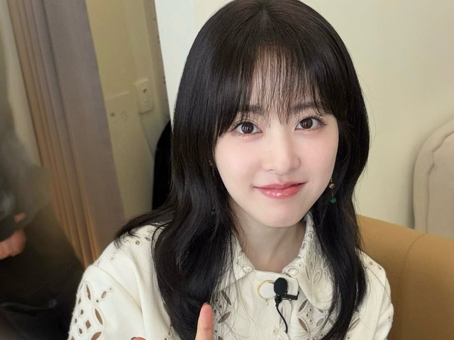 童顔女優パク・ボヨン、20代にしか見えない初々しさ…“透明感全開”のビジュアル【PHOTO】