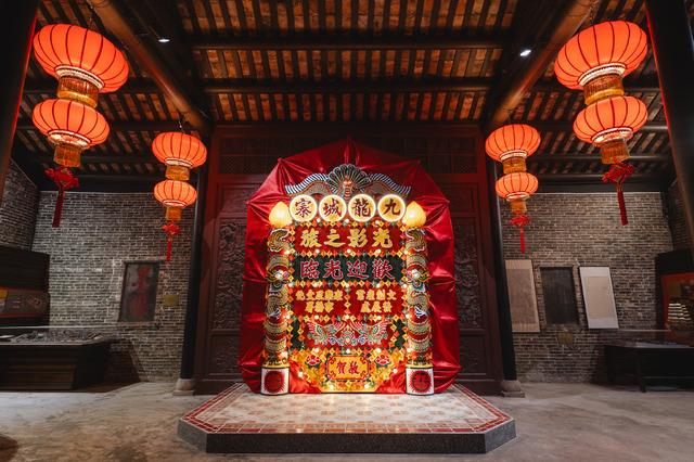 「九龍城寨: 映画の旅（Kowloon Walled City: A Cinematic Journey）」展