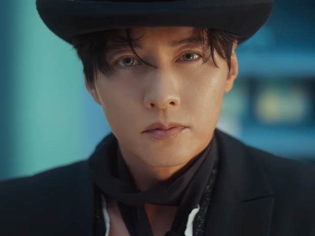 “韓流四天王” ウォンビンの驚くべき近況。「広告だけでも許せる」と納得のイケメンぶり