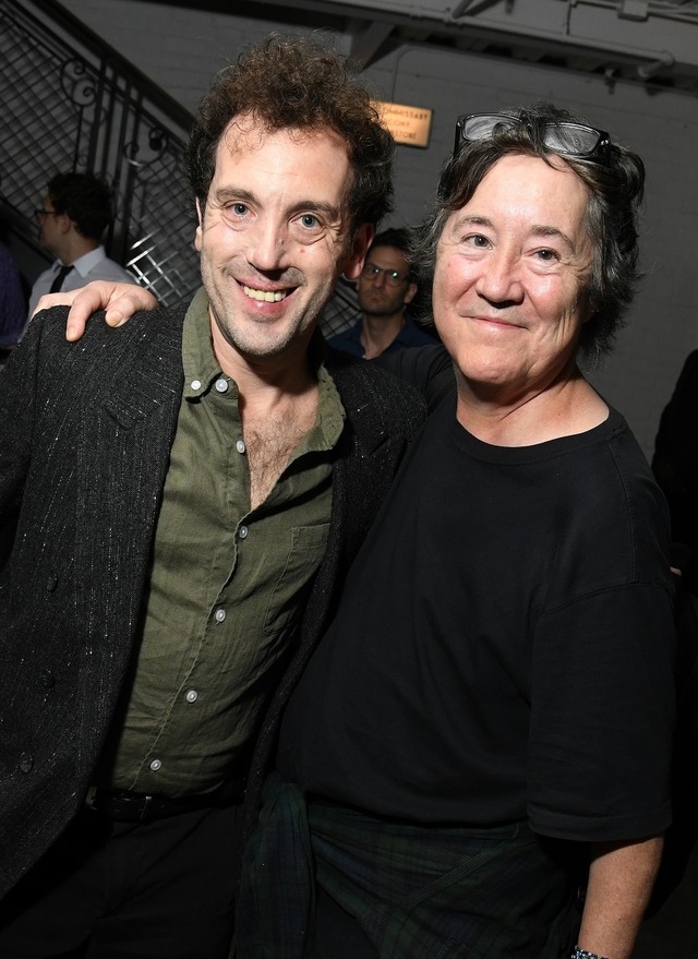 『顔を捨てた男』アーロン・シンバーグ監督＆クリスティーン・ヴェーコン　© 2023 FACES OFF RIGHTS LLC. ALL RIGHTS RESERVED.